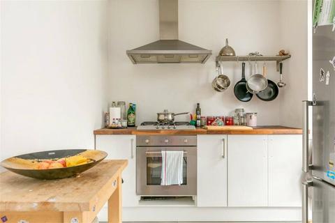 15 Worplesdon Road, Guildford, GU2 9RW