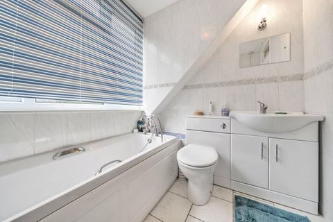 94 Broadacres, Guildford, GU3 3AY