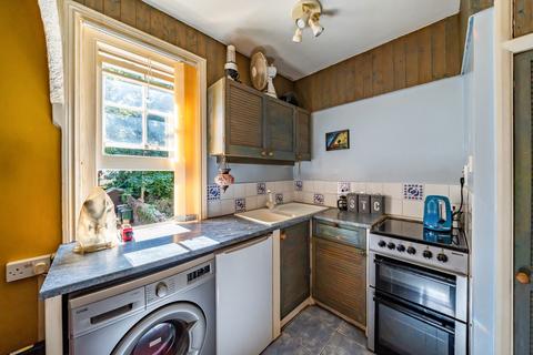 1 bedroom flat for sale, York Road, Surrey GU1