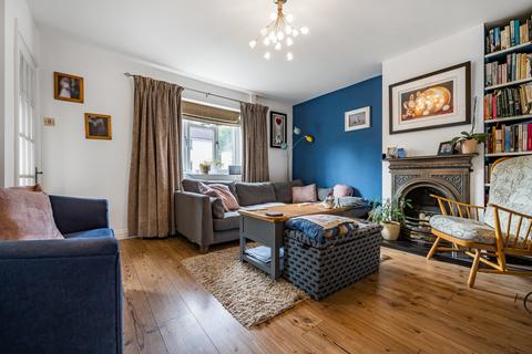 133 Cedar Way, Guildford, GU1 1JE