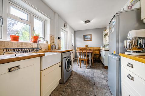 133 Cedar Way, Guildford, GU1 1JE