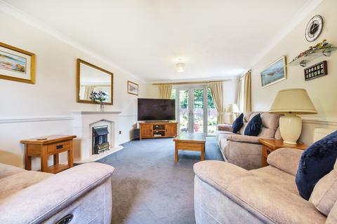 16 The Paddocks, Normandy, Guildford, GU3 2HA