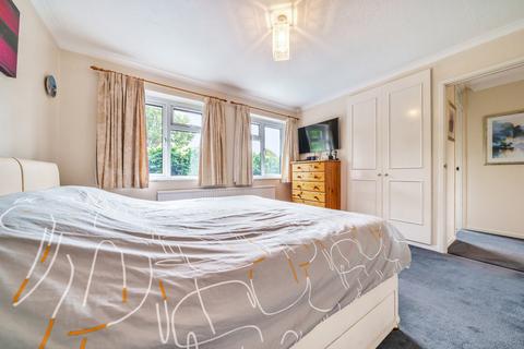 16 The Paddocks, Normandy, Guildford, GU3 2HA