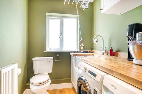 19 Walnut Tree Close, Guildford, GU1 4UL