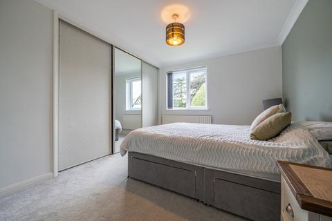 15, Culver House Boxgrove Road, Guildford, GU1 2LT