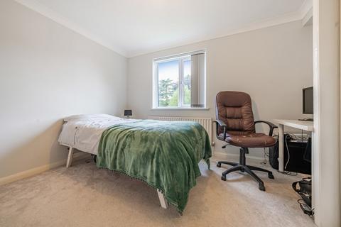 15, Culver House Boxgrove Road, Guildford, GU1 2LT