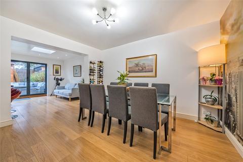 70 Rydes Hill Road, Guildford, GU2 9UG