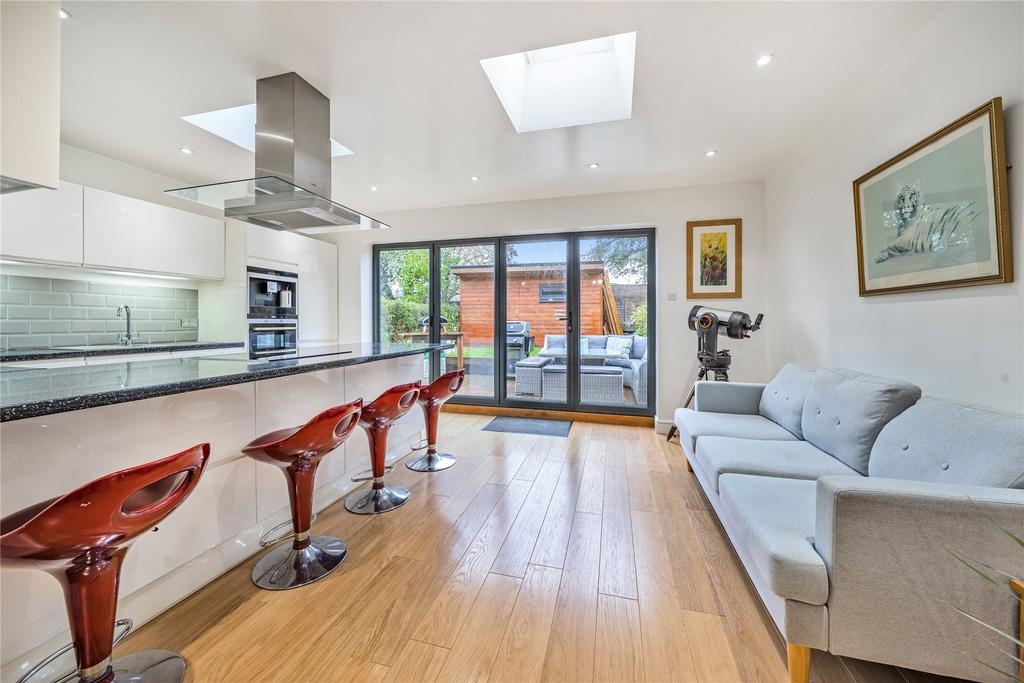 Kitchen/Family Room