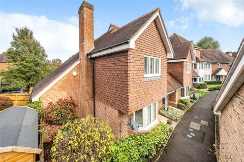 50 Forster Road, Guildford, GU2 9AF