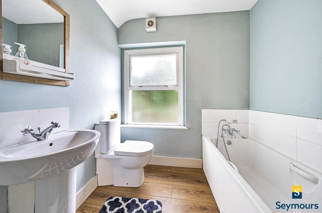 Ensuite Bathroom