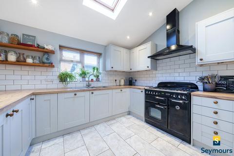282 Worplesdon Road, Guildford, GU2 9XW