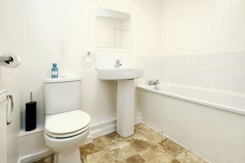2 bedroom property for sale, Lower Hall Street, St. Helens, WA10