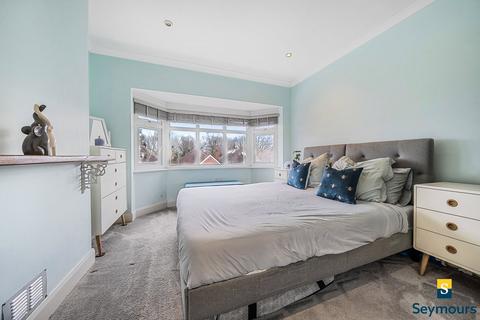 44 Saffron Platt, Guildford, GU2 9XZ