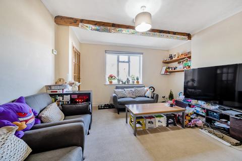 51 Raymond Crescent, Guildford, GU2 7SU