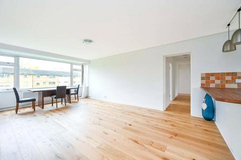 3 bedroom flat for sale, The Shimmings, Guildford GU1