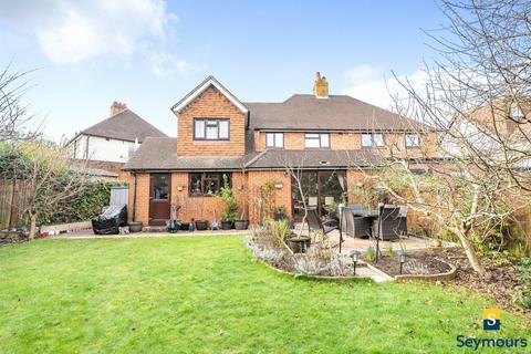 7 Ashenden Road, Guildford, GU2 7UU