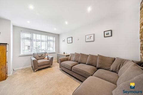 40 Johnston Walk, Guildford, GU2 9XR