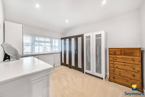 40 Johnston Walk, Guildford, GU2 9XR