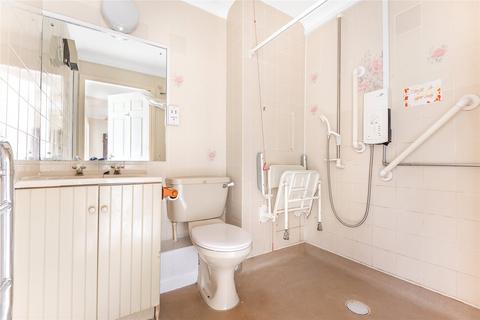 2 bedroom flat for sale, York Road, Surrey GU1