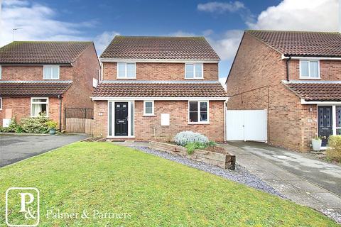 4 bedroom detached house for sale, Lister Road, Hadleigh, Ipswich, Suffolk, IP7