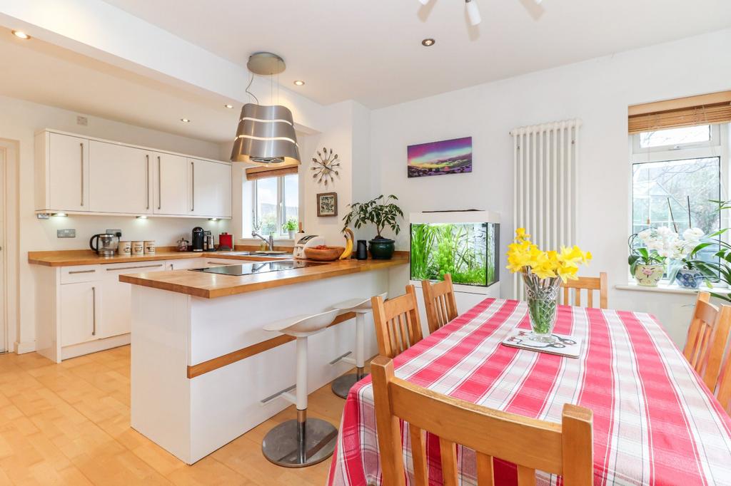 Kitchen/Breakfast