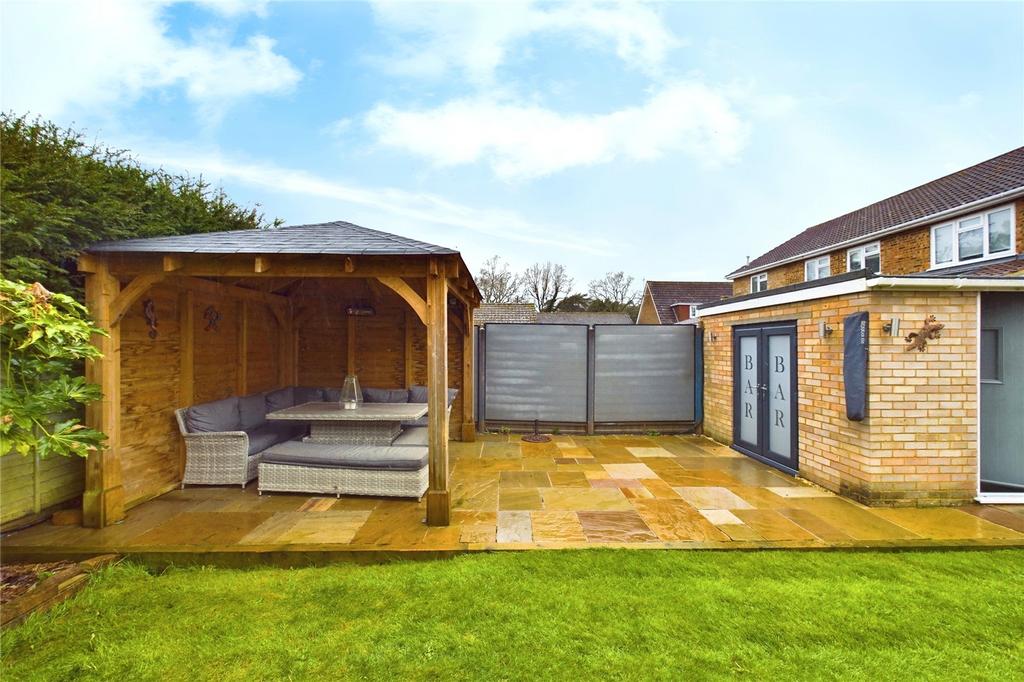 Pergola Seating
