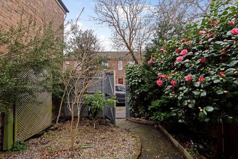 2 bedroom cottage for sale, Parrs Place, Hampton