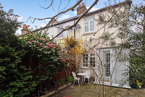 2 bedroom cottage for sale, Parrs Place, Hampton