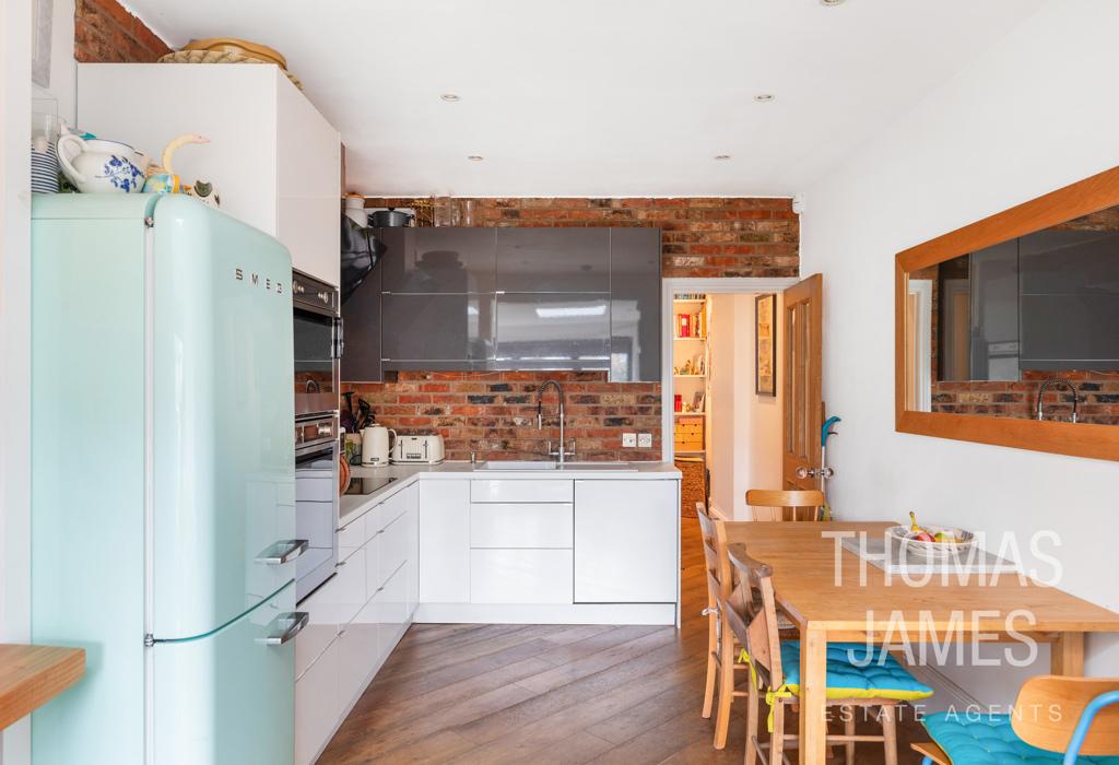 Kingsley Road, smart fitted kitchen