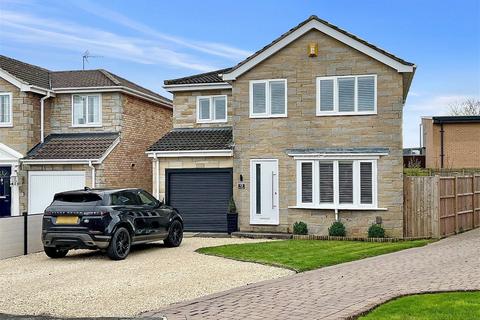 4 bedroom detached house for sale - Pine Close, Wetherby, LS22