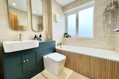 12 Pine Close, Wetherby, LS22 7XU