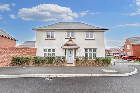 3 bedroom detached house for sale, Long Pasture Road, Llanwern, NP18