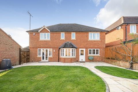 5 bedroom detached house for sale - Monarch Drive, Shinfield, Reading