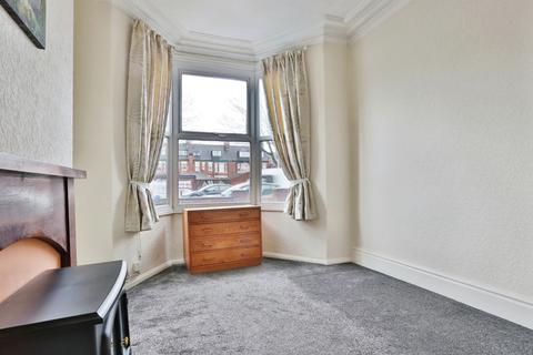 3 bedroom terraced house for sale - Queens Road, Hull, HU5 2RG