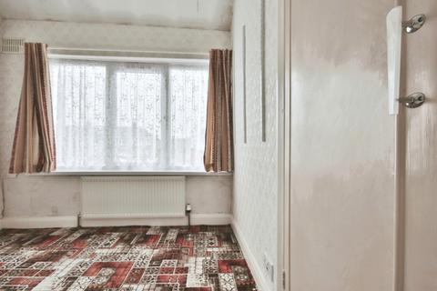 10 Wharfedale Avenue, Hull, HU9 3UD
