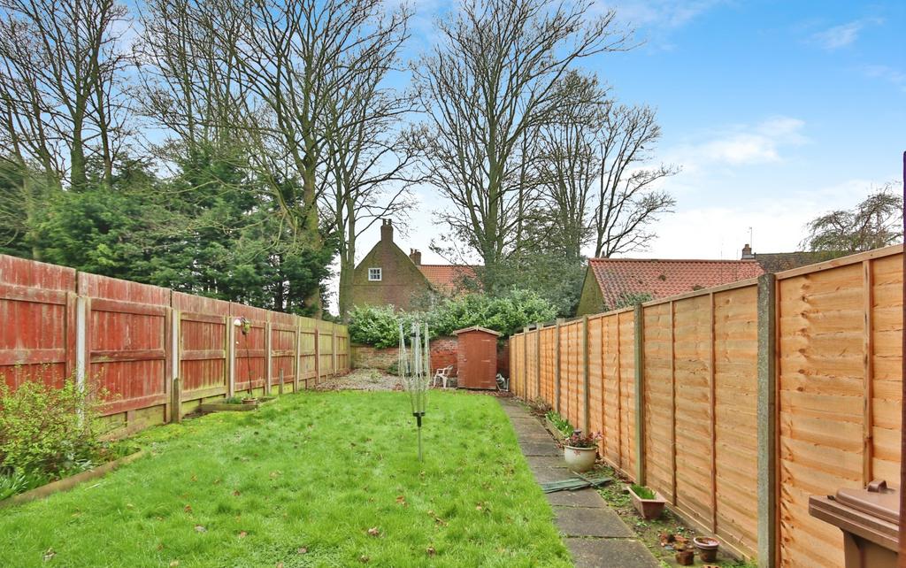 Beech Avenue, Bilton, Hull, East Riding of Yorkshire, HU11 4EN 3 bed