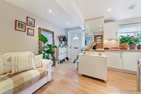 undefined, 137 Dennett Road, Croydon CR0