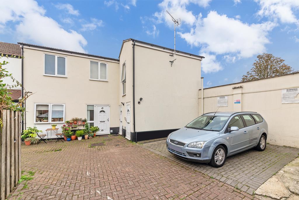 Churchill mews, 2, flat 2 (8)