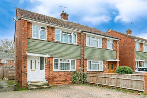 3 bedroom semi-detached house for sale, Dyserth Close, Southampton SO19