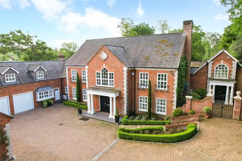 6 bedroom detached house for sale, Queensmead, Stokesheath Road, Oxshott, Leatherhead, KT22