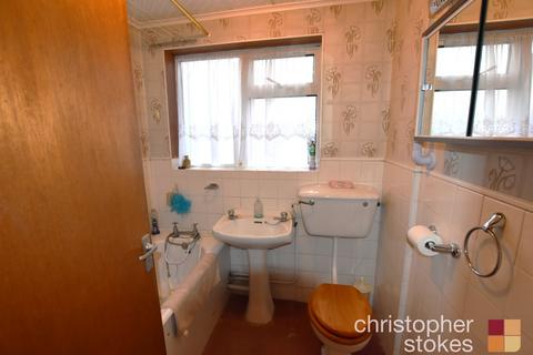 26 Stains Close, Cheshunt, Waltham Cross, EN8 9JL