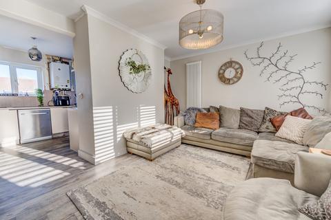 6 Blagdon Close, Llanrumney, Cardiff, CF3 4HF