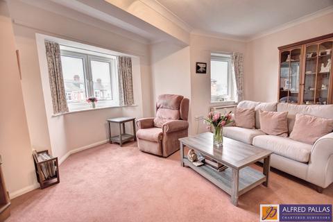 2 bedroom apartment for sale, Langholm Court, East Boldon