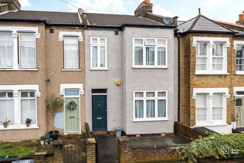 104 Blandford Road, Beckenham, BR3 4NQ