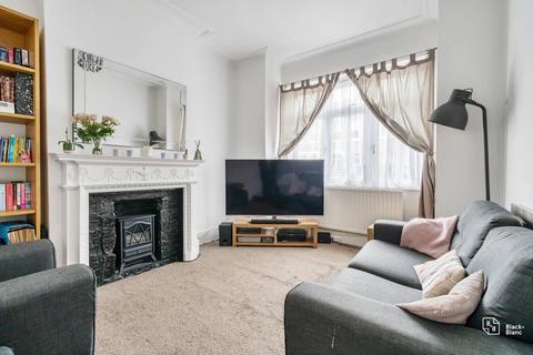 104 Blandford Road, Beckenham, BR3 4NQ