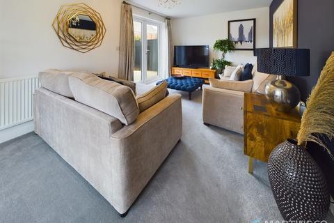 2 Addison Way, Lytham St Annes, FY8 2FL