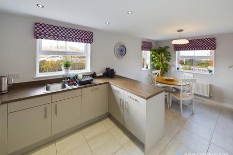 2 Addison Way, Lytham St Annes, FY8 2FL