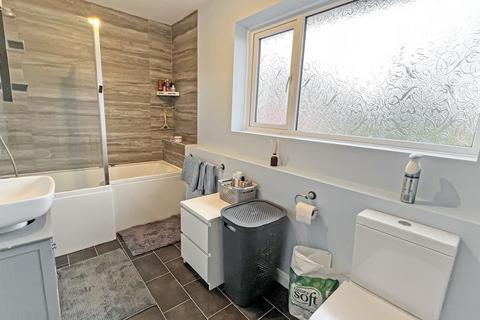 19 Cherry Gardens, Trowbridge, BA14 7AU