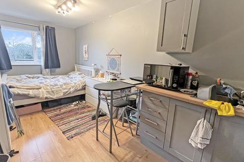 19 Cherry Gardens, Trowbridge, BA14 7AU