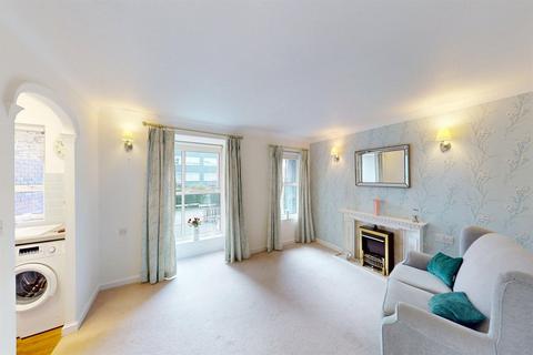 undefined, St James Gate, Palmerston Road, Buckhurst Hill, IG9